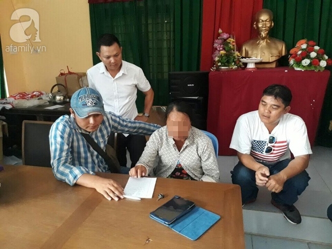 Bình Dương: Nữ quái 70 tuổi chuyên giật vé số người nghèo bằng chiêu giả từ thiện sa lưới - Ảnh 3. Bình Dương: Nữ quái 70 tuổi chuyên giật vé số người nghèo bằng chiêu giả từ thiện sa lưới - Ảnh 3.