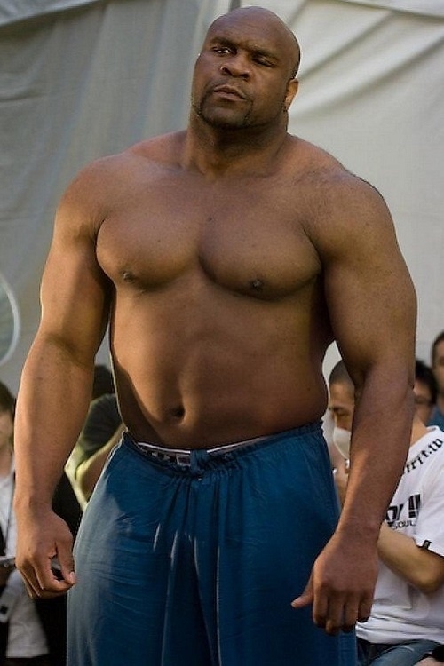 10 diễn viên đưa MMA lên màn ảnh