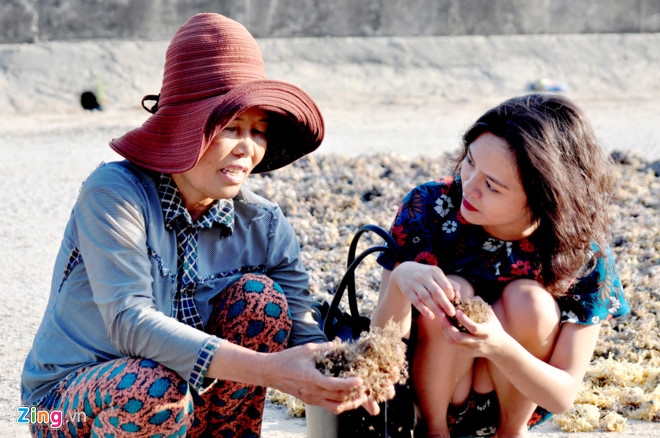 9X nhan hoc bong cua 12 truong My va 60 ngay giup hoc sinh Ly Son hinh anh 1