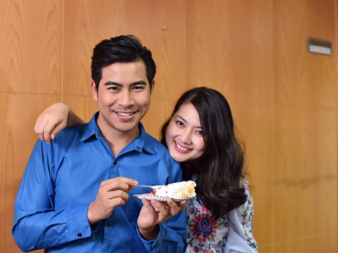 Ngoc Lan am con trai moi sinh toi truong quay mung sinh nhat chong hinh anh 2