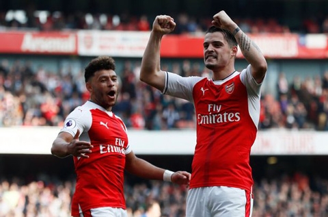 Arsenal liệu có thể nở nụ cười khi mùa giải 2016/17 khép lại?