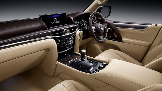 Chuyên cơ mặt đất Lexus LX450d 2017 không có ở Việt Nam được chốt giá từ 8,1 tỷ Đồng - Ảnh 4.