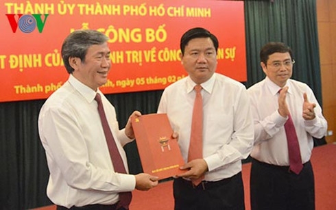 dau moc 15 thang lam bi thu thanh uy tphcm cua ong dinh la thang hinh 1