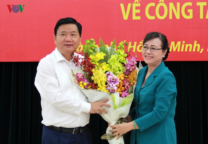 dau moc 15 thang lam bi thu thanh uy tphcm cua ong dinh la thang hinh 14