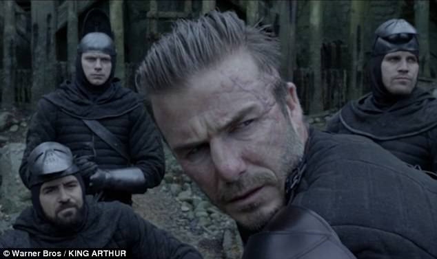 Fan chê thậm tệ diễn xuất của David Beckham trong 'King Arthur'