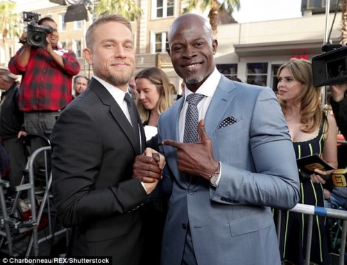 Fan chê thậm tệ diễn xuất của David Beckham trong 'King Arthur' - ảnh 6