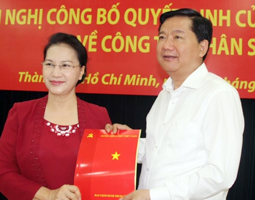 ong-dinh-la-thang-duoc-dieu-dong-lam-pho-ban-kinh-te-trung-uong