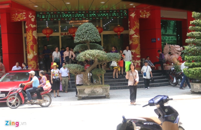 Tru so Thien Ngoc Minh Uy van tap nap sau 15 ngay xin ‘tu chet’ hinh anh 2