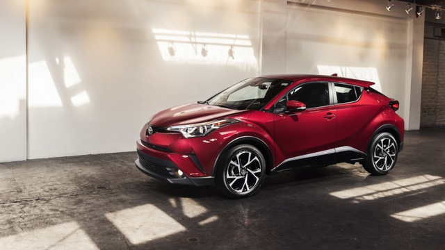 Mẫu Toyota CH-R ra mắt vào tháng 12/2016
