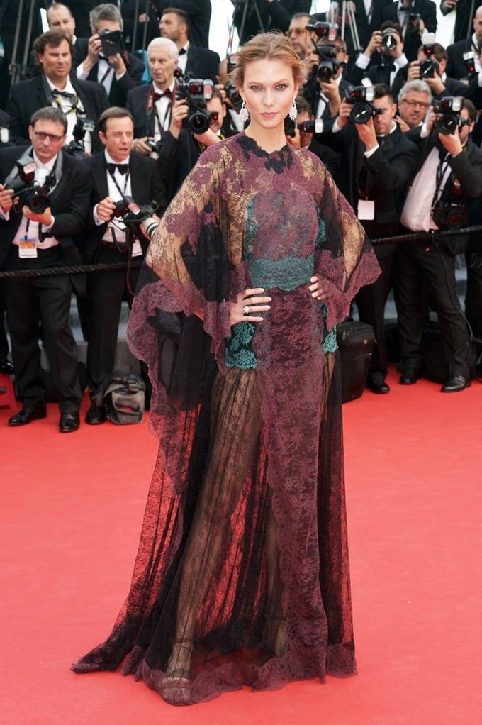 Những bộ cánh thảm họa trong lịch sử Cannes
