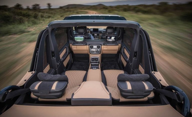 SUV siêu sang Mercedes-Maybach G650 Landaulet bị làm giá đến 32,1 tỷ Đồng - Ảnh 3.