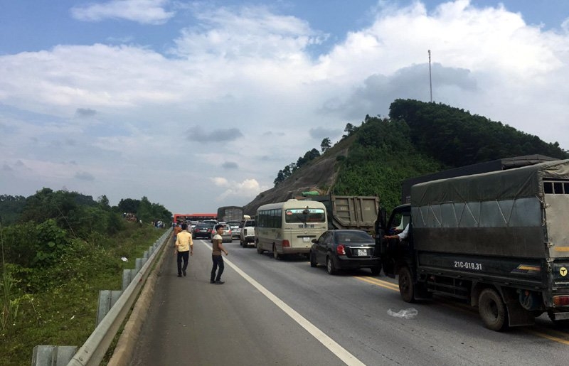tai nạn, tai nạn giao thông, cao tốc Nội Bài - Lào Cai
