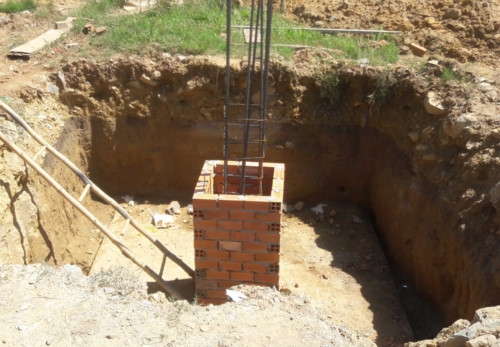 Phát hiện thi thể bảo vệ dưới hố móng công trình - ảnh 1