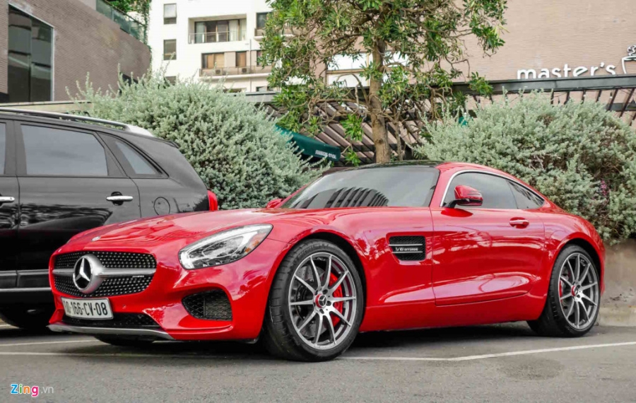 Cuong Do La mua them sieu xe Mercedes GT hon 8 ty hinh anh 2