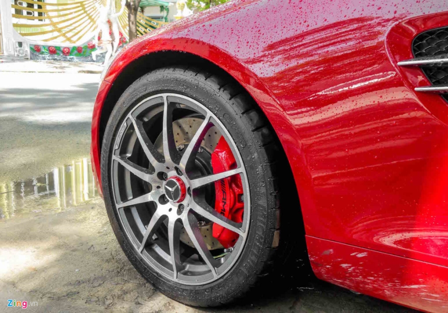 Cuong Do La mua them sieu xe Mercedes GT hon 8 ty hinh anh 6