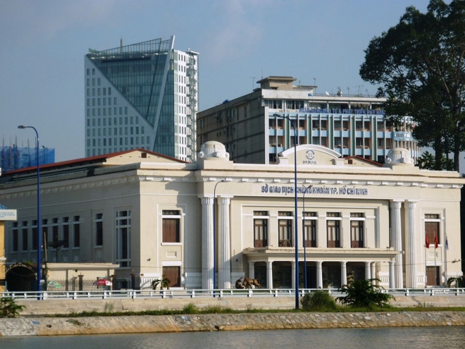 Hai san chung khoan TP.HCM va Ha Noi sap ve chung mot nha hinh anh 1