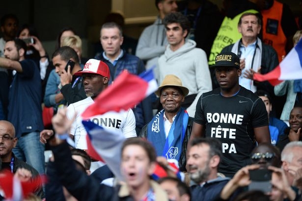 Pogba mat cha truoc them chung ket Europa League hinh anh 1