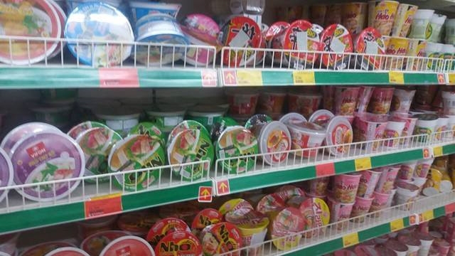 Vua mi tom Miliket: Song khoe va bao lai chuc ty nho 2 con tom hinh anh 2