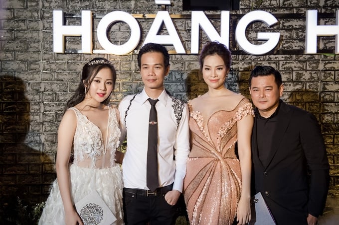 Con trai và con dâu của tỷ phú Hoàng Kiều (bên phải)
