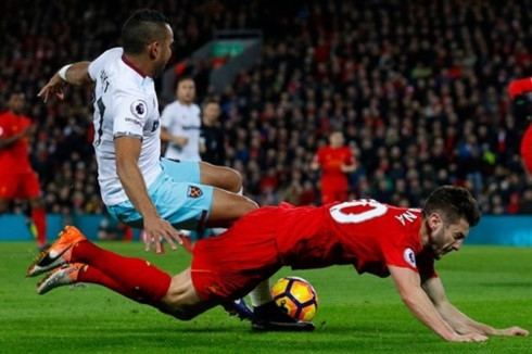 nhan dinh west ham vs liverpool vong 37 premier league hinh 1