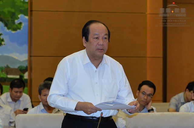 Bộ trưởng, Chủ nhiệm Văn phòng Chính phủ Mai Tiến Dũng thay mặt Chính phủ trình bày báo cáo kinh tế xã hội trước UB Thường vụ Quốc hội sáng 15/5.