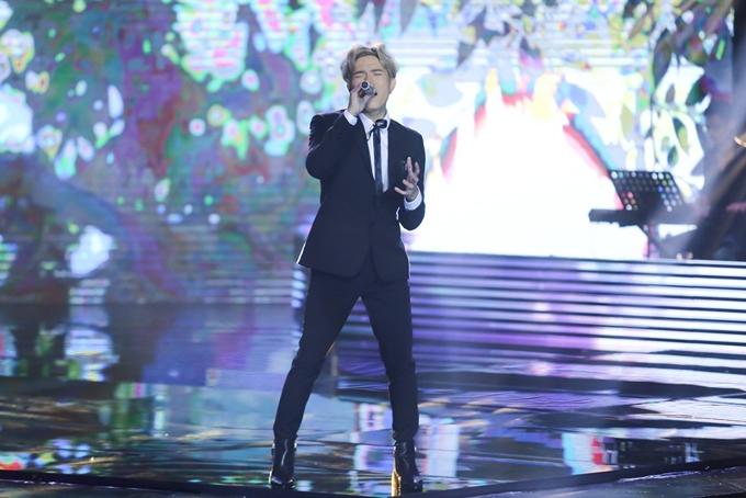 giong-ca-phi-gioi-tinh-bi-loai-khoi-the-voice-2017-12