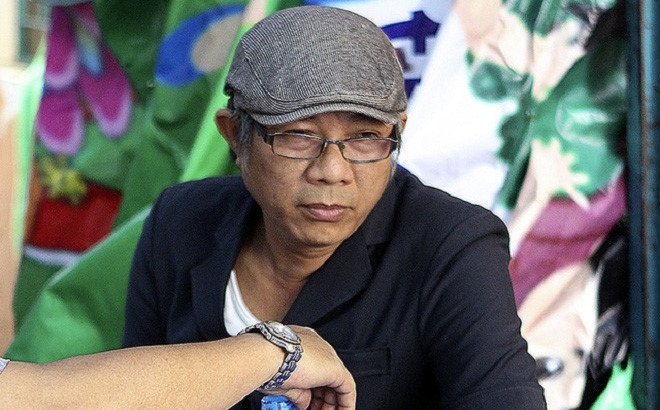 Nghe si Trung Dan hay nem chen dang di va tha thu hinh anh 1