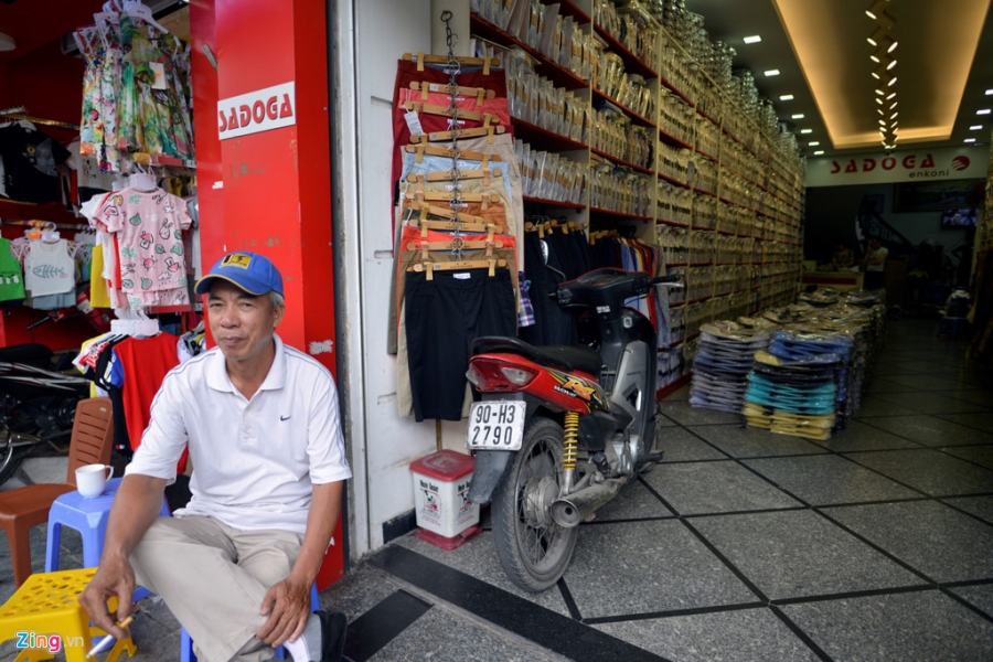 Via he Ha Noi sau 2 thang ra quan don dep hinh anh 4