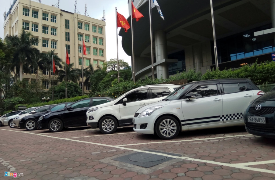 Via he Ha Noi sau 2 thang ra quan don dep hinh anh 12