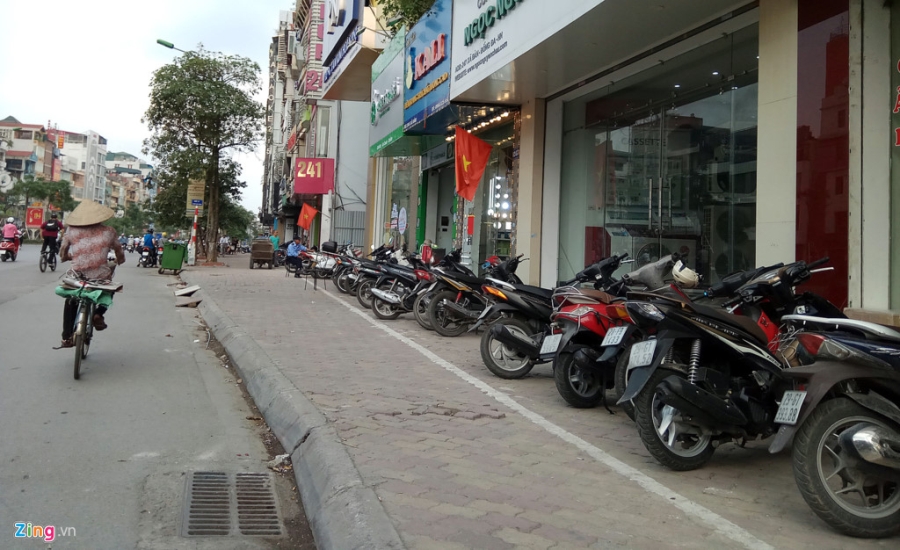 Via he Ha Noi sau 2 thang ra quan don dep hinh anh 13