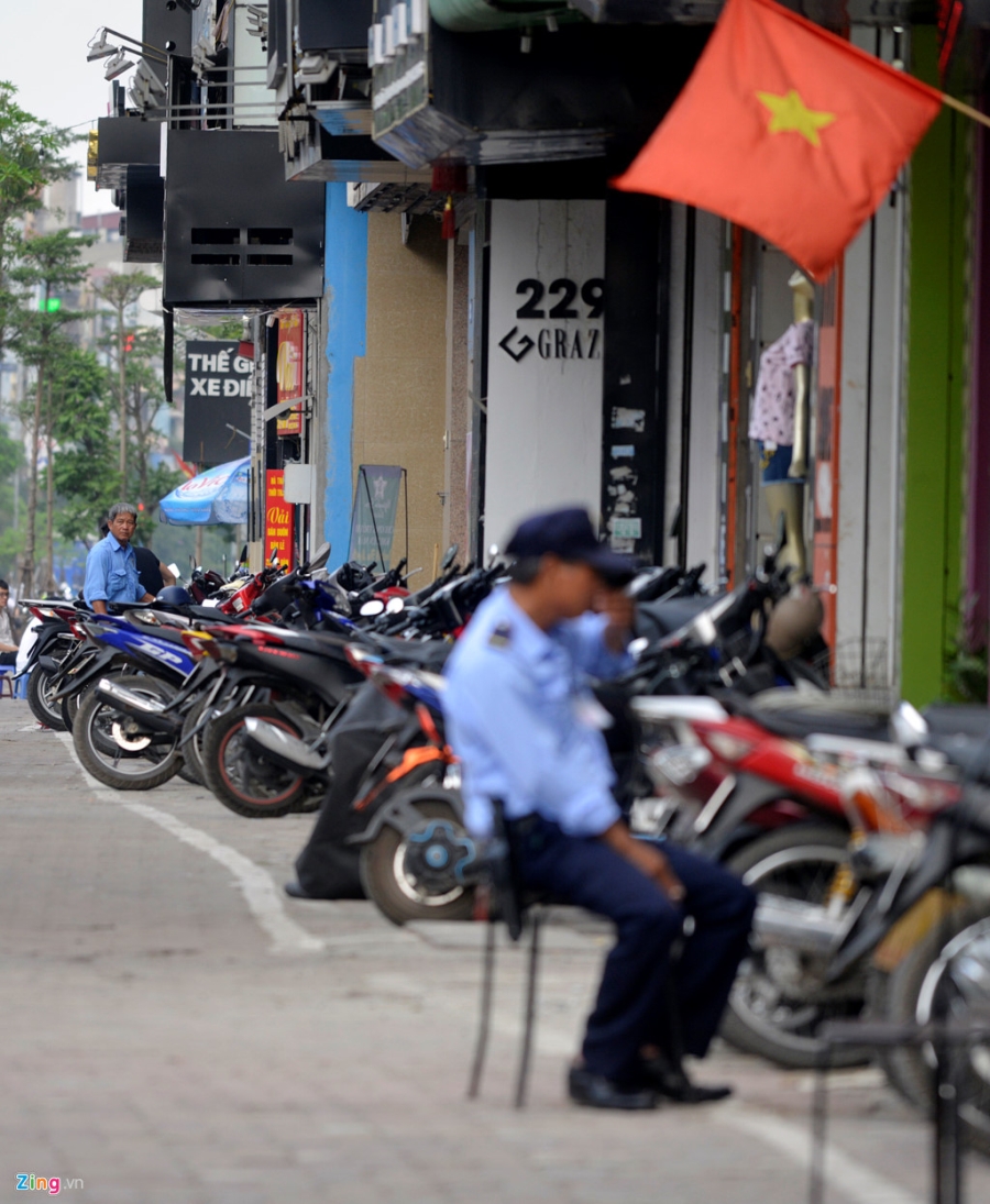 Via he Ha Noi sau 2 thang ra quan don dep hinh anh 15