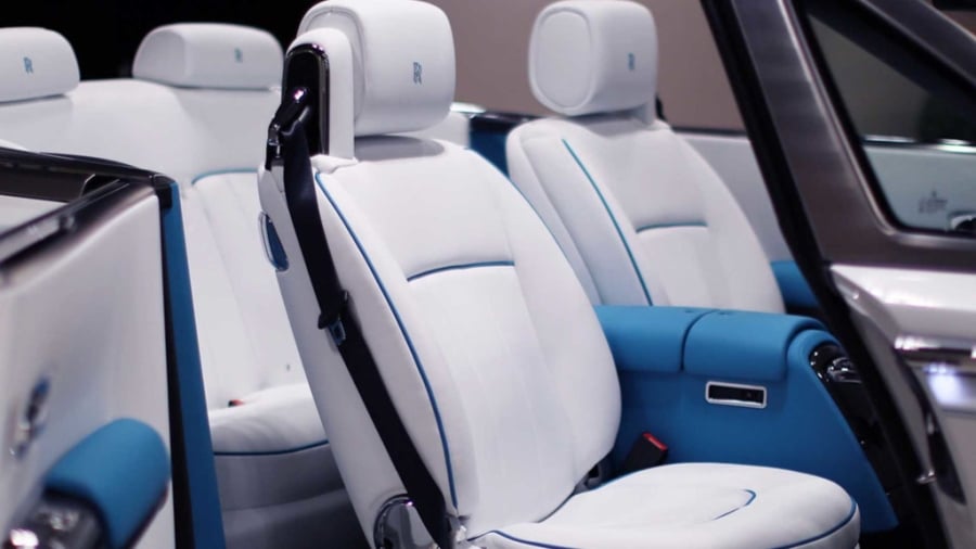 Rolls-Royce Phantom mui tran cuoi cung ra mat tai A-rap hinh anh 5