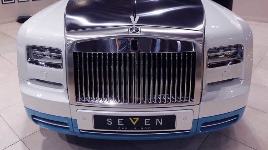 Rolls-Royce Phantom mui tran cuoi cung ra mat tai A-rap hinh anh 7