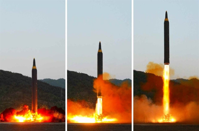 Tên lửa Hwasong-12 được Triều Tiên bắn thử ngày 14.5 /// Rodong Sinmun