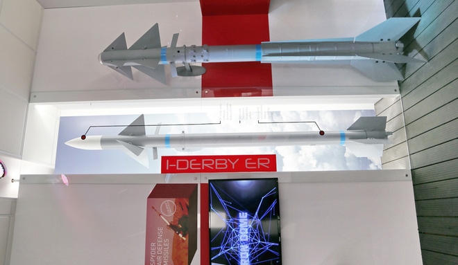 Vì sao nên cân nhắc tích hợp tên lửa Derby cho tiêm kích Su-27/30? - Ảnh 1.
