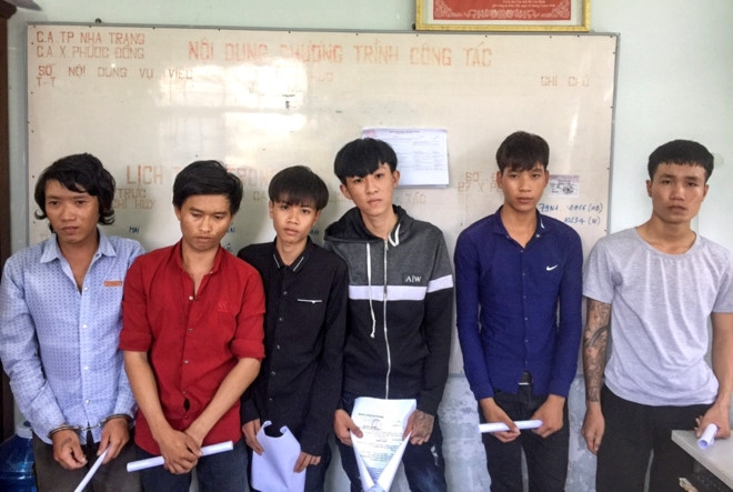 Huy dong hon 20 nguoi di 'huyet chien' sau loi thach cua doi thu hinh anh 1