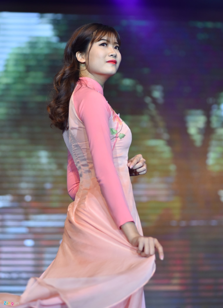 Tim ra hai guong mat dai dien noi bat nhat Dai hoc Thang Long hinh anh 6