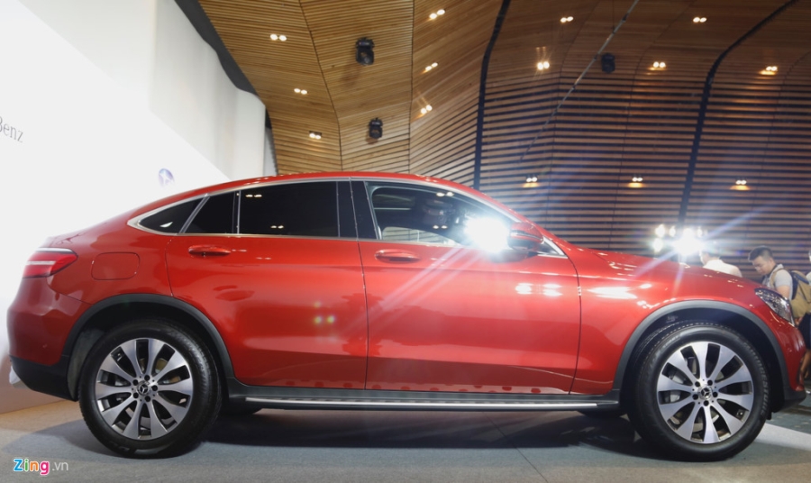 Chi tiet Mercedes GLC Coupe gia 2,9 ty vua ban tai Viet Nam hinh anh 3