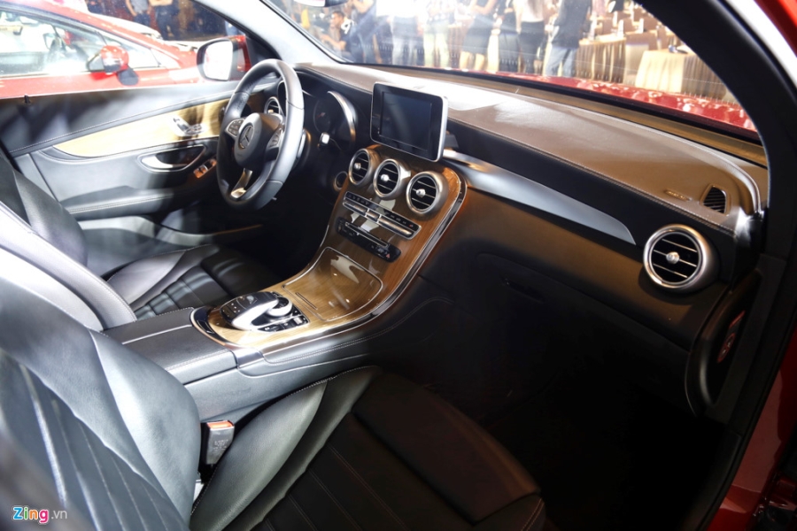 Chi tiet Mercedes GLC Coupe gia 2,9 ty vua ban tai Viet Nam hinh anh 11