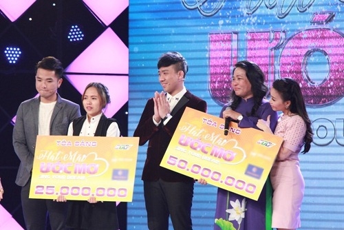 hat mai uoc mo: giam khao cam phuc nguoi co hat vi chau trai suy than giai doan cuoi - 19