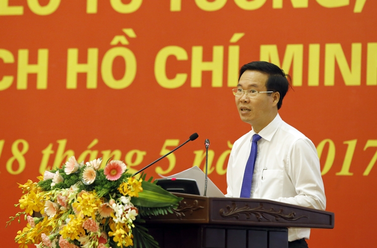 “hoc tap bac can gan lien voi thuc hien nghi quyet trung uong 4” hinh anh 3