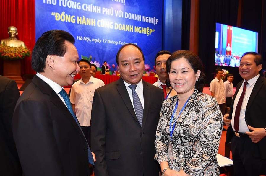 Thủ tướng Nguyễn Xuân Phúc, Nguyễn Xuân Phúc, đối thoại doanh nghiệp