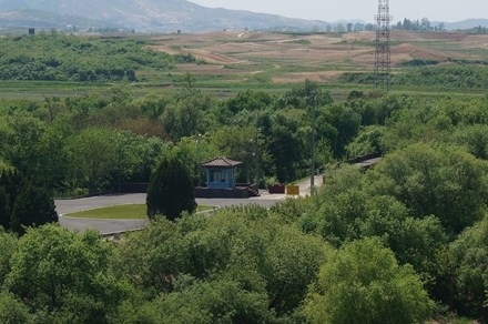Khu DMZ trên Bán đảo Triều Tiên những ngày 'nước sôi lửa bỏng' ảnh 26