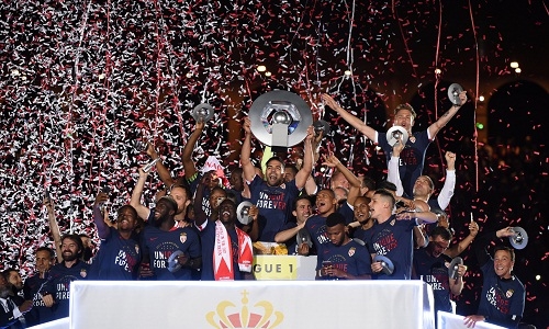 monaco-lan-dau-vo-dich-ligue-1-sau-17-nam