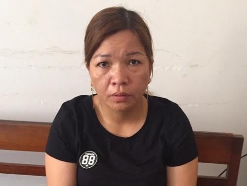 rinh-nguoi-rut-tien-o-ngan-hang-de-trom-hang-tram-trieu-dong-1