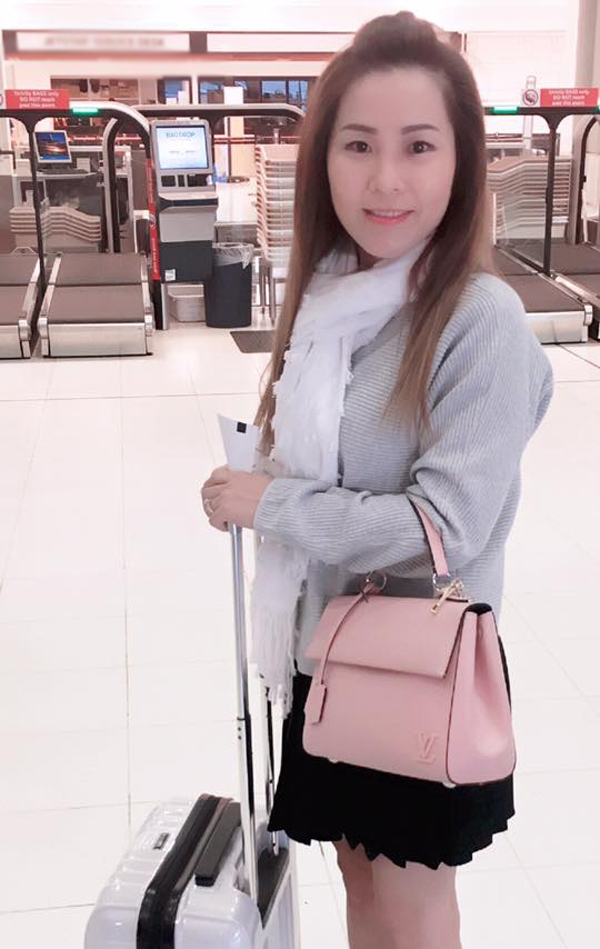 bao-duy-va-ban-gai-moi-bi-bat-gap-quan-quyt-o-san-bay-7