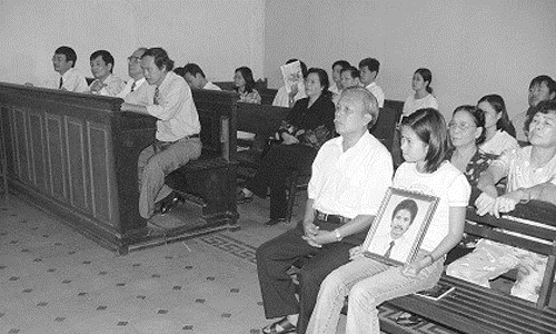 Từ kẻ sát nhân giả điên đến bản án tử hình