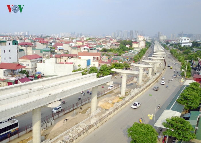 Dự án có tổng mức đầu tư khoảng 1,176 triệu Euro (khoảng 33.000 tỷ đồng) trong đó vốn vay ODA 899,68 triệu Euro (khoảng hơn 25.000 tỷ đồng) từ Chính phủ Pháp, Cơ quan Phát triển Pháp – AFD, Ngân hàng đầu tư Châu Âu (EIB), Ngân hàng đầu tư Châu Âu và Ngân hàng phát triển Châu Á (ADB). 