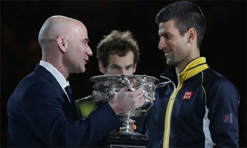 djokovic-chon-andre-agassi-lam-hlv