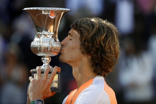  Zverev có danh hiệu Masters 1000 đầu tiên trong sự nghiệp 